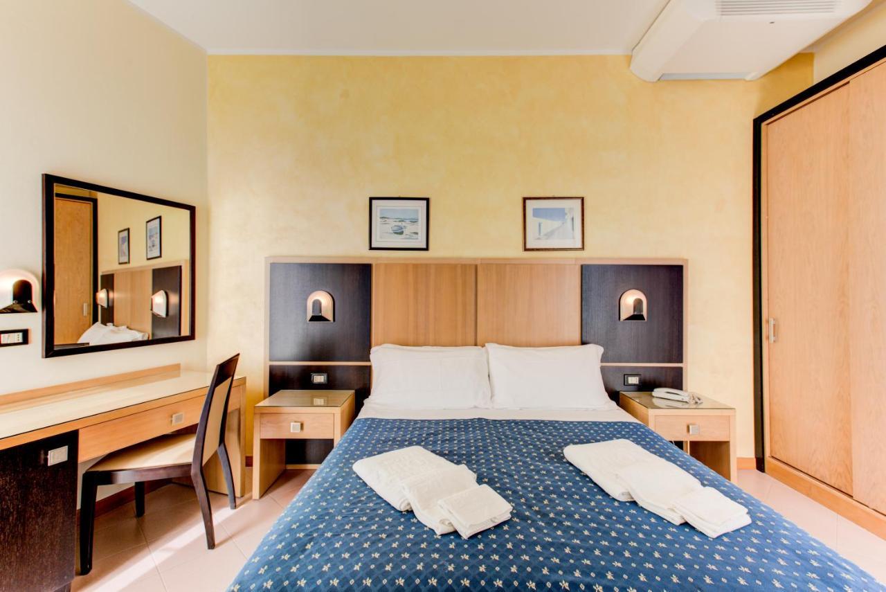Hotel Verona Cesenatico Dış mekan fotoğraf
