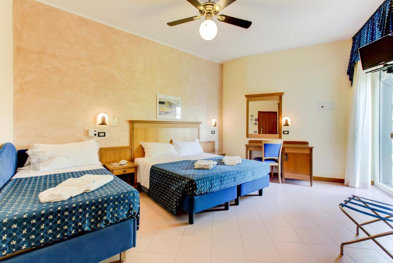 Hotel Verona Cesenatico Dış mekan fotoğraf