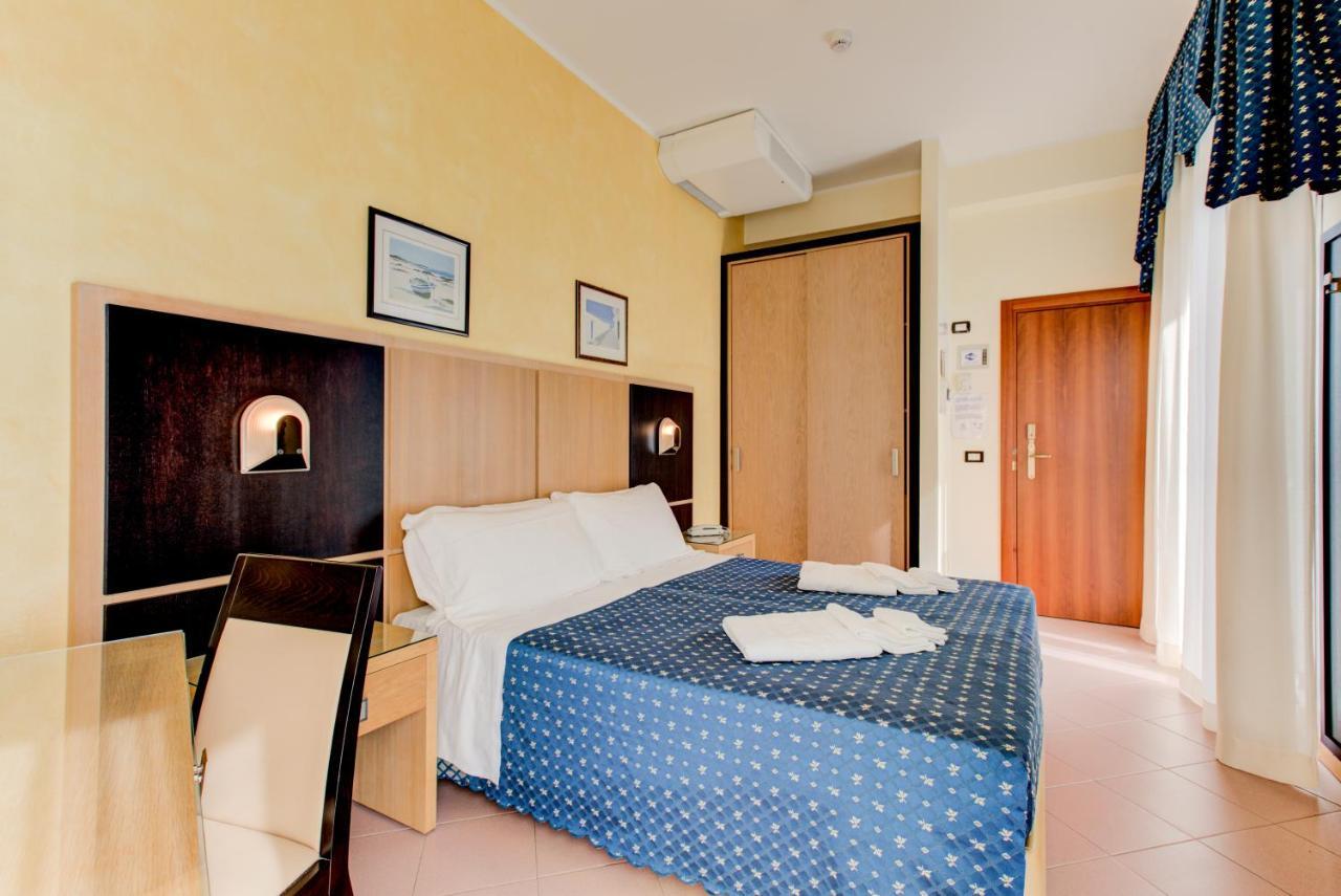 Hotel Verona Cesenatico Dış mekan fotoğraf