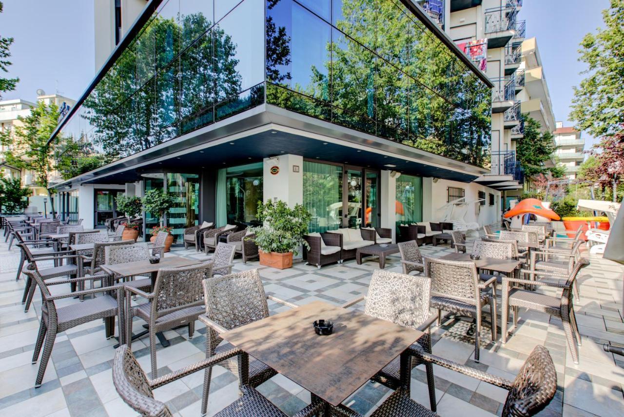 Hotel Verona Cesenatico Dış mekan fotoğraf
