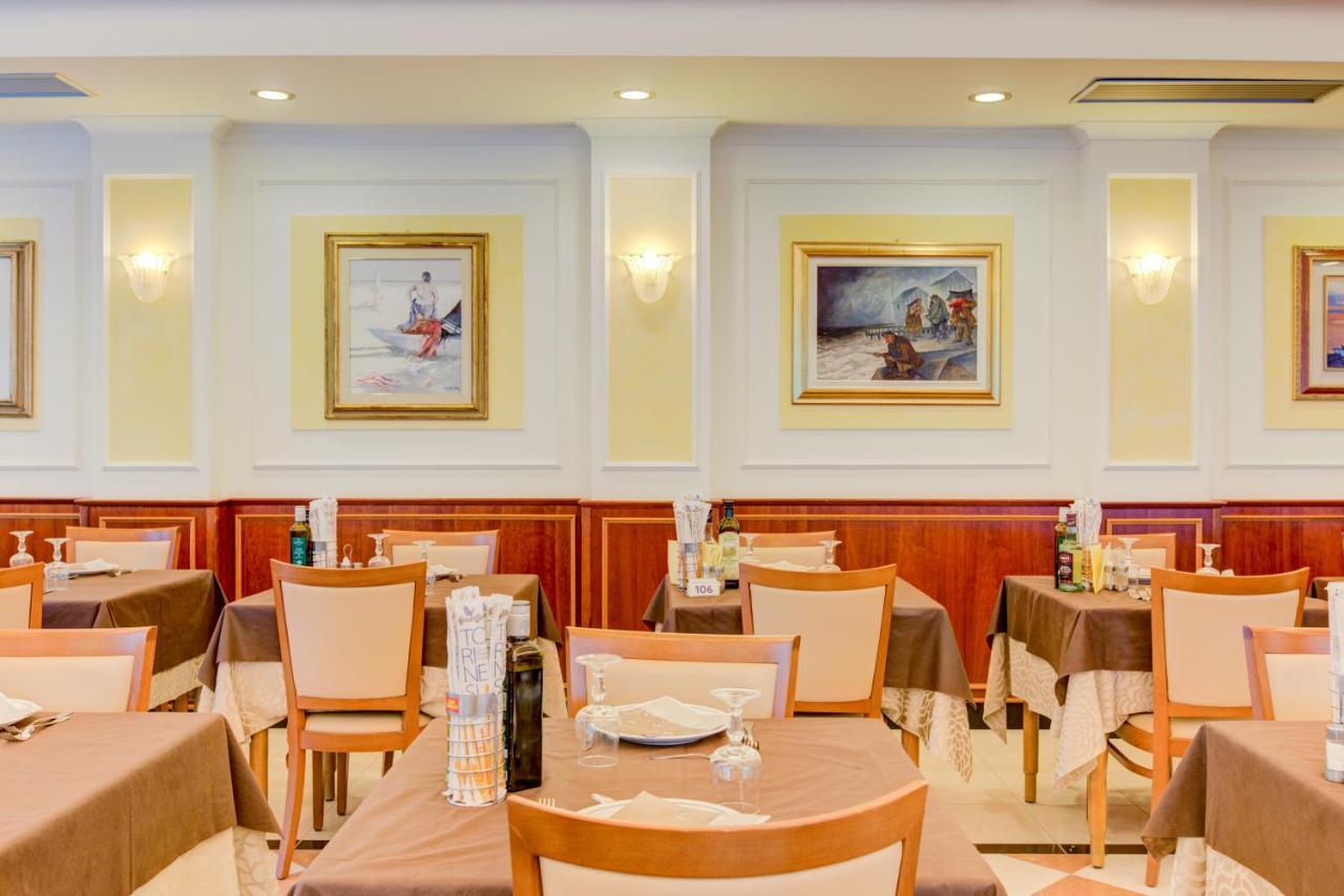 Hotel Verona Cesenatico Dış mekan fotoğraf