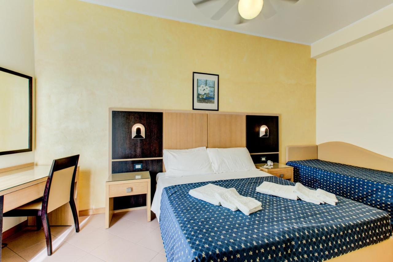 Hotel Verona Cesenatico Dış mekan fotoğraf