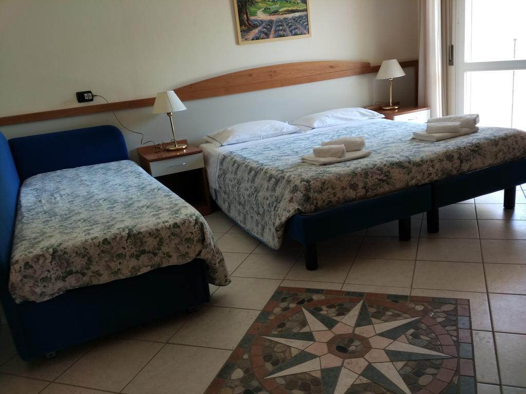 Hotel Verona Cesenatico Dış mekan fotoğraf